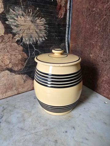 Bandenpot met deksel petrus regout&co beschikbaar voor biedingen