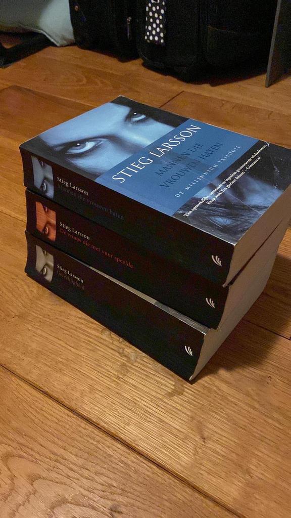 Stieg Larsson Millennium Trilogie - 3 Boeken, Ophalen of Verzenden, Zo goed als nieuw, Stieg Larsson