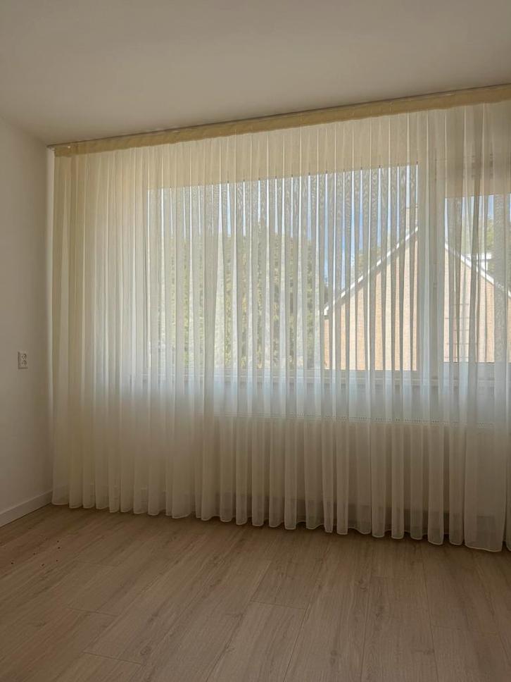 Nieuw vitrage gordijn – ongebruikt, crème/gele ondertoon, Huis en Inrichting, Stoffering | Gordijnen en Lamellen, Zo goed als nieuw