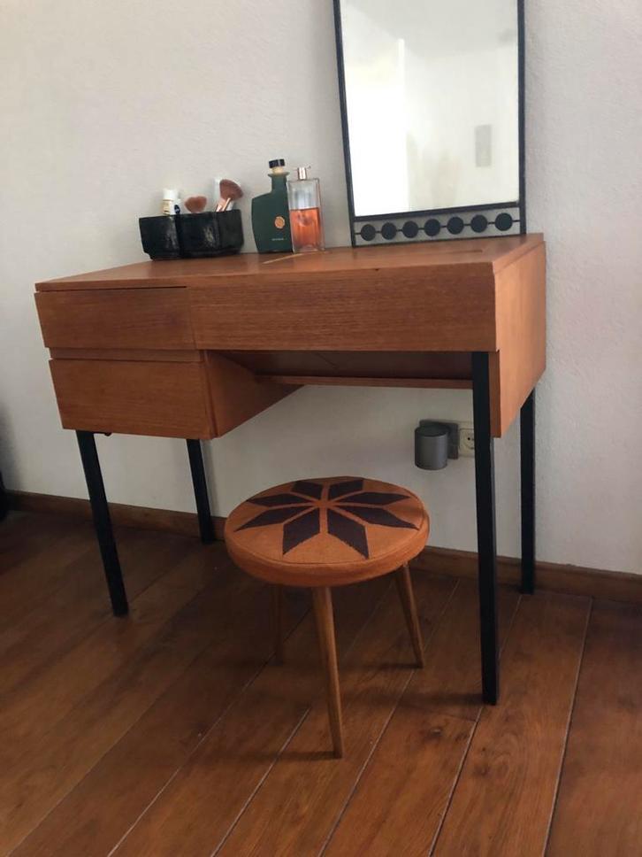 Vintage Krukje - Ziet er prima uit!, Huis en Inrichting, Tafels | Kaptafels, Gebruikt, Minder dan 100 cm, Minder dan 50 cm, Hout