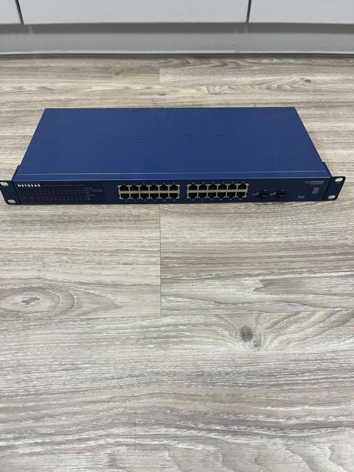 Switch Netgear GS724T, Computers en Software, Netwerk switches, Gebruikt, Ophalen of Verzenden