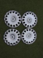16 inch wieldoppen Skoda, Ophalen of Verzenden, Gebruikt