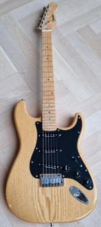 Fender Lite Ash Stratocaster MIK 2005 (Birdseye maple neck), Solid body, Zo goed als nieuw, Fender, Ophalen