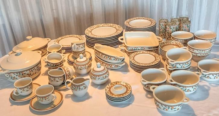 Compleet servies met fruitmotief, Antiek en Kunst, Antiek | Servies compleet, Ophalen