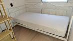 Meisjesbed 90x200, Kinderen en Baby's, Kinderkamer | Bedden, Ophalen, 85 tot 100 cm, Zo goed als nieuw, Matras
