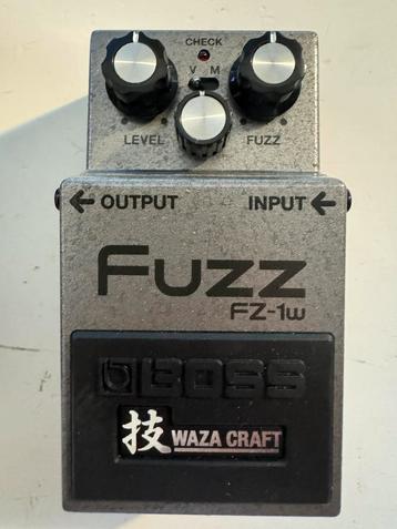 Boss FZ-1W Fuzz Waza Craft beschikbaar voor biedingen