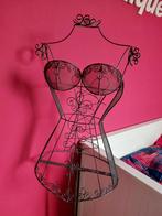 Decoratieve metalen paspop, Ophalen, Gebruikt