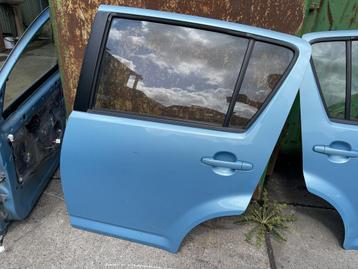 Linker achter portier Daihatsu Sirion 2 1.0-12V van 2007 beschikbaar voor biedingen