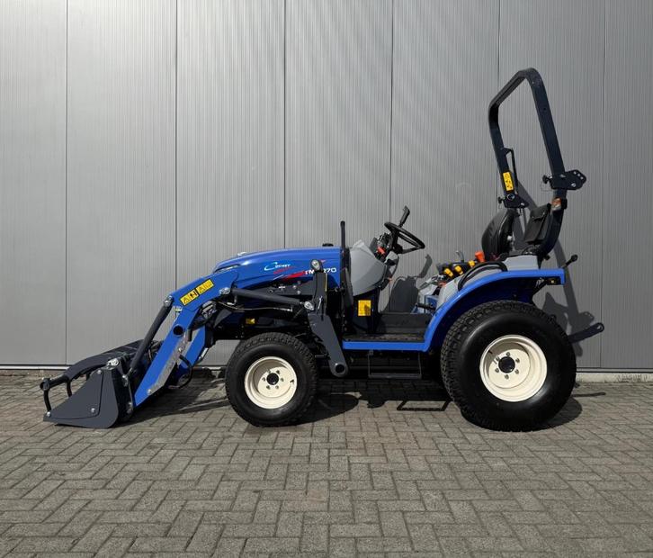 Iseki TM4270 30PK - Nieuw model - Voorlader - Mestklem - BTW, Zakelijke goederen, Agrarisch | Tractoren, tot 2500, Overige merken