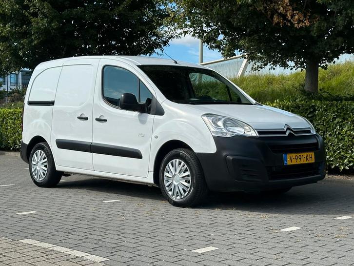 Citroën Berlingo 1.6 HDI/1EIG/BTW/AIRCO/TREKHAAK/EURO 6, Auto's, Bestelauto's, Particulier, ABS, Airbags, Airconditioning, Bluetooth