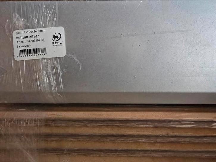 Hoge Plinten nieuw in verpakking 14x120x2400mm, Doe-het-zelf en Verbouw, Plinten en Afwerking, Nieuw, Plinten, Mdf, 200 tot 250 cm