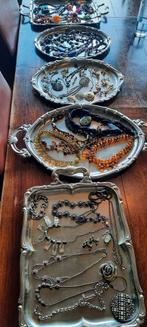 Groot lot antieke sieraden, Sieraden, Tassen en Uiterlijk, Ophalen of Verzenden, Overige materialen, Met edelsteen