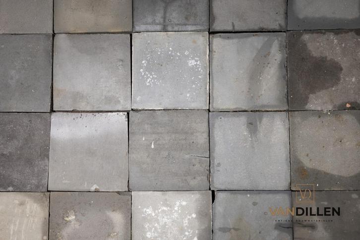 Antieke geribbelde gesmoorde grijze plavuizen 20x20 15M2, Doe-het-zelf en Verbouw, Vloerdelen en Plavuizen, Gebruikt, Plavuizen