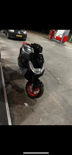 Vivacity peugeot 2 takt scooter, Fietsen en Brommers, Scooters | Peugeot, Ophalen, Tweetakt, Zo goed als nieuw, 50 cc