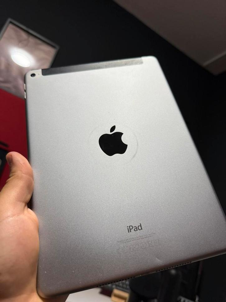 iPad Air 2 64GB Wi-Fi – Werkt goed – Klein deukje achterkant, Computers en Software, Apple iPads, Gebruikt, Apple iPad Air, Wi-Fi
