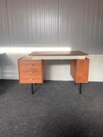 Pastoe bureau teak, Huis en Inrichting, Bureaus, Ophalen, Zo goed als nieuw