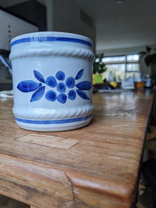 Keulse pot, diameter 8,5 cm, hoogte 9 cm, Antiek en Kunst, Antiek | Keramiek en Aardewerk, Ophalen of Verzenden