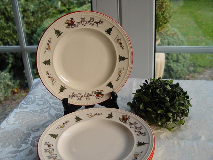 Windsor christmas ontbijtborden kerst  albert heijn blokker, Huis en Inrichting, Keuken | Servies, Zo goed als nieuw, Bord(en)