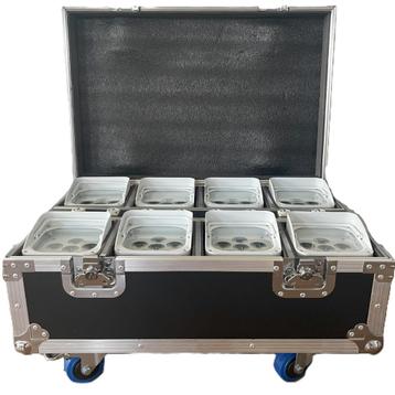 8x UPLIGHTS (6x18W RGBWA+UV LED) Wireless DMX / Flightcase beschikbaar voor biedingen