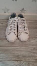 Lacoste schoenen maat 31, Kinderen en Baby's, Babykleding | Schoentjes en Sokjes, Ophalen of Verzenden, Zo goed als nieuw, Meisje