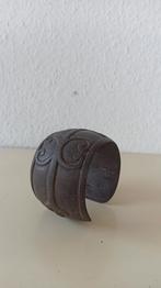 Oude houten armband, Flores eiland Indonesie Tribal art, Ophalen of Verzenden