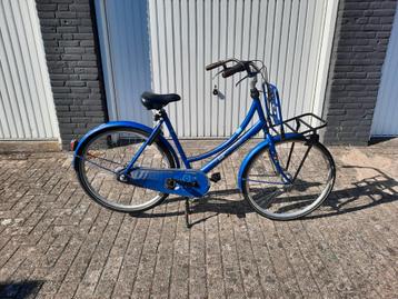 Cortina  lief omafiets stadfiets studentenfiets  kroegfiets  beschikbaar voor biedingen