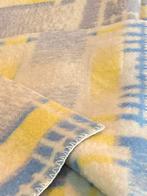 Prachtige Wollen Deken Lente Kleuren, Huis en Inrichting, Ophalen of Verzenden, Zo goed als nieuw