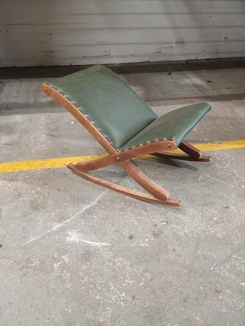 Vintage voetenbankje/ schommelbankje, Huis en Inrichting, Krukjes, Gebruikt, Hout, Ophalen