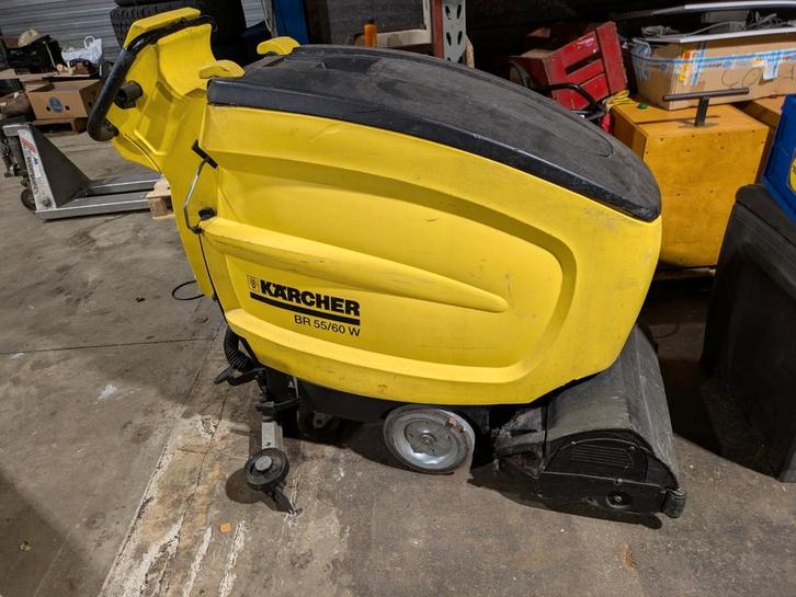 Karcher BR55/60W, Doe-het-zelf en Verbouw, Reinigingsmachines, Gebruikt, Schrobmachine, Ophalen