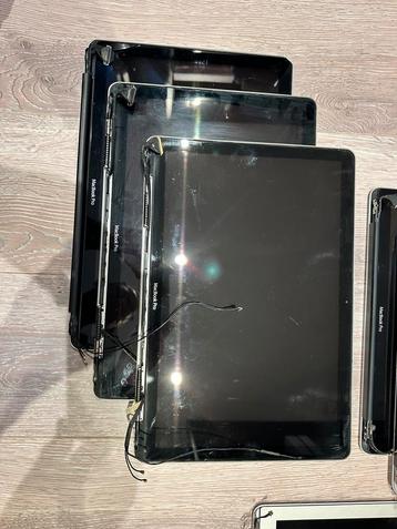 Partij MacBooks voor onderdelen reparatie beschikbaar voor biedingen