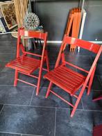 2 vintage houten rode klapstoelen, Huis en Inrichting, Stoelen, Ophalen of Verzenden, Gebruikt, Rood, Twee