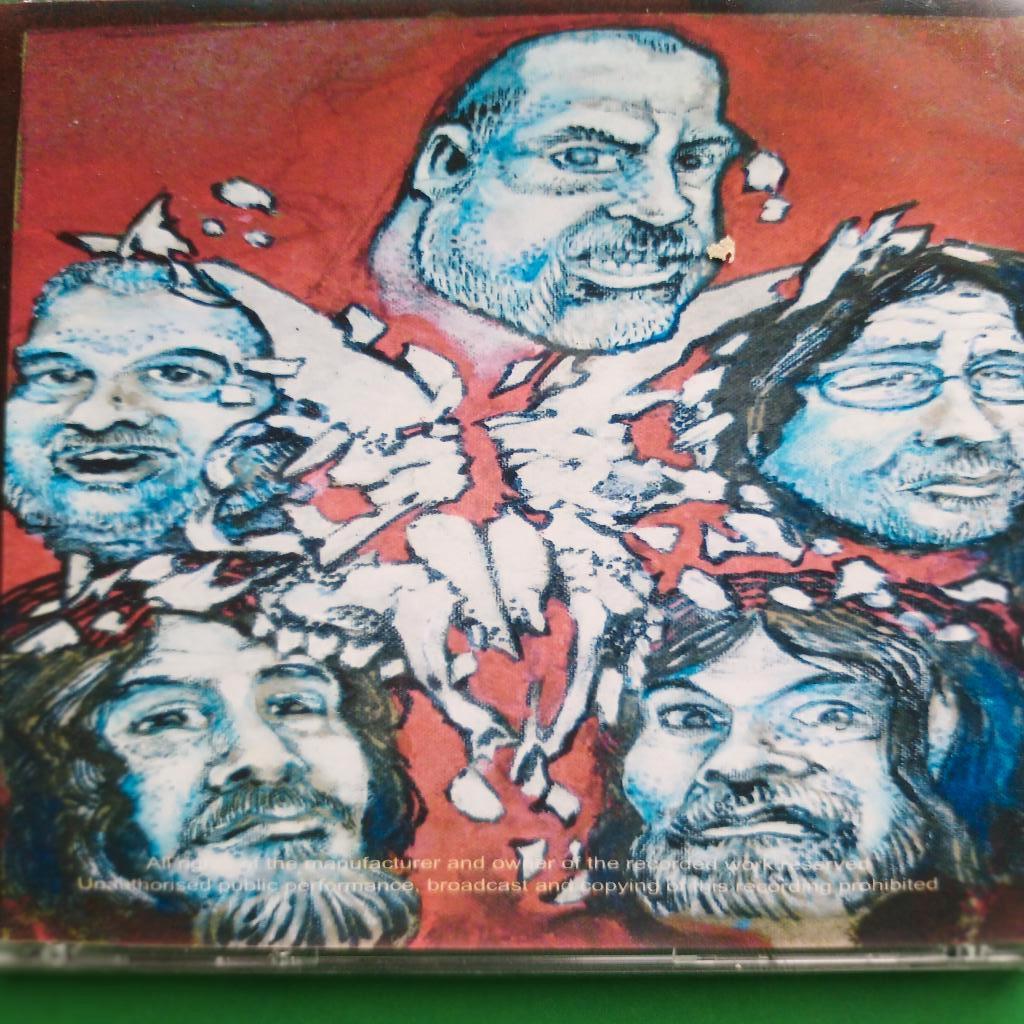 TEN TONNE DOZER - UIT DE BUIK - DUIVEL TE KOOP, Ophalen of Verzenden, Zo goed als nieuw