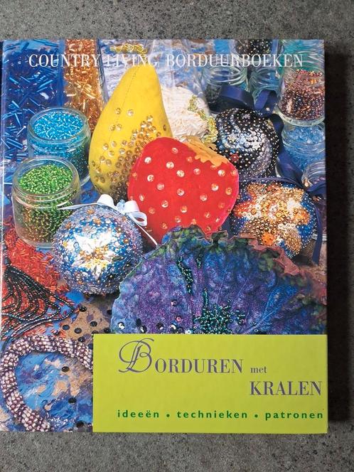 D. Vernon - Borduren met kralen, Boeken, Hobby en Vrije tijd, Zo goed als nieuw, Borduren en Naaien, Ophalen of Verzenden