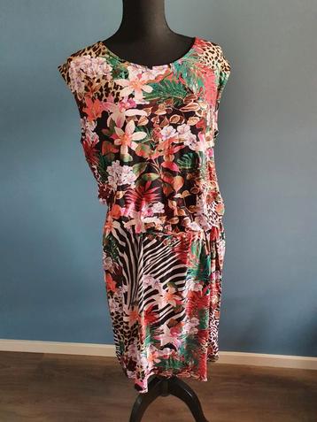 Nieuw Geisha jurk met een allover print maat L/40 beschikbaar voor biedingen