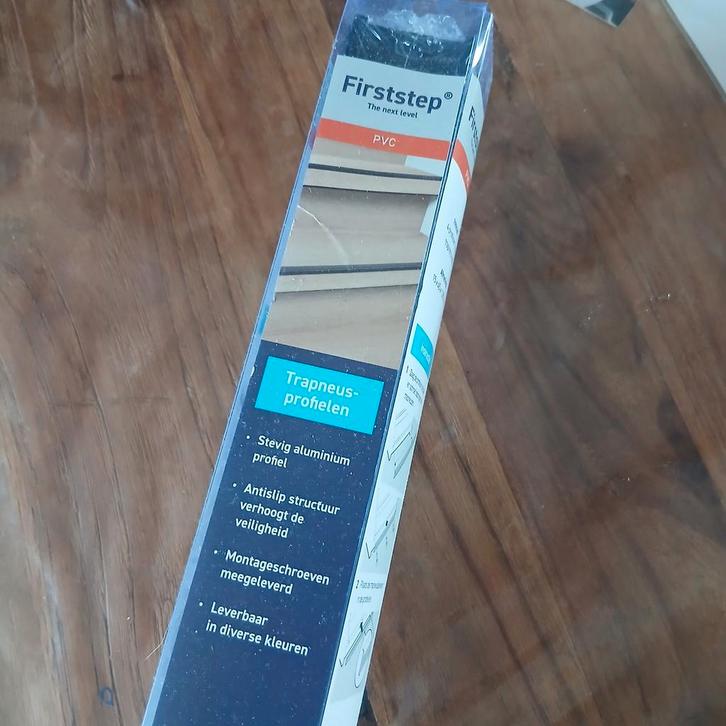 Trap neus, Huis en Inrichting, Stoffering | Vloerbedekking, Nieuw, Zwart, minder dan 10 m², Ophalen of Verzenden