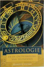 Astrologie en de ontwikkeling van zelfkennis - Soeters, Astrologie, Ophalen of Verzenden, Zo goed als nieuw