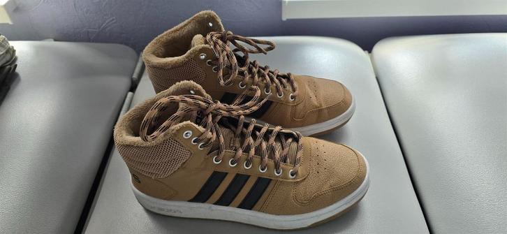 Adidas Hoops 2.0 mid maat 8 bruin, Kleding | Heren, Schoenen, Gedragen, Sneakers of Gympen, Bruin, Ophalen of Verzenden