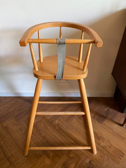 Vintage kinderstoel/eetstoel massief hout, Kinderen en Baby's, Kinderstoelen, Gebruikt, Overige typen, Ophalen