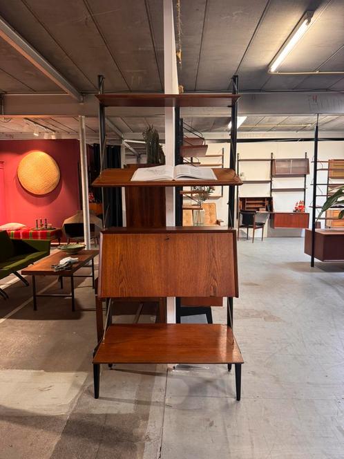 Louis van Teeffelen voor WeBe vintage modulair wandsysteem, Huis en Inrichting, Kasten | Stellingkasten, Gebruikt, Ophalen of Verzenden