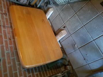 EIKEN EETTAFEL beschikbaar voor biedingen