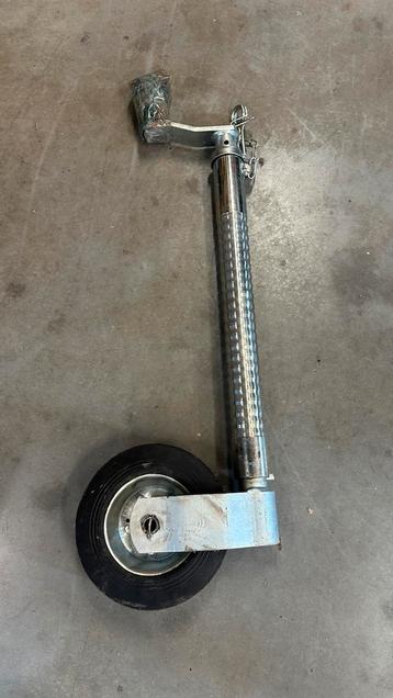 Ifor williams neuswiel beschikbaar voor biedingen