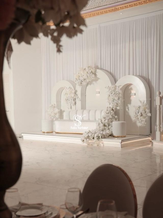 Bruiloft Bruidsbank Stage Banksetting verhuur, Hobby en Vrije tijd, Feestartikelen | Verhuur, Ophalen