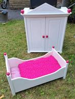 Houten poppenledikantje met kledingkast. Wit, Ophalen, Gebruikt, Babypop