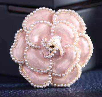Mooie ROZEN CC Broche, NIEUW! CADEAUTIP van SINT! beschikbaar voor biedingen