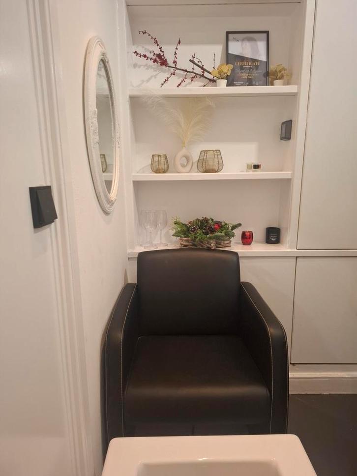 Maniqure/pedicure, Huis en Inrichting, Woonaccessoires | Wandplanken en Boekenplanken, Ophalen of Verzenden