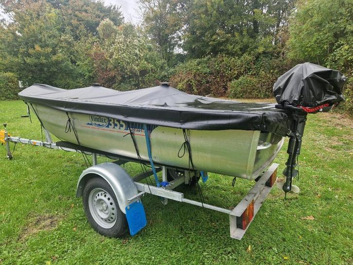 boten, Watersport en Boten, Vis- en Consoleboten, Zo goed als nieuw, Tot 10 pk, 3 tot 6 meter, Benzine, Buitenboordmotor, Aluminium