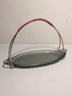 Schaaltje van rookglas met gevlochten handgreep, Verzenden