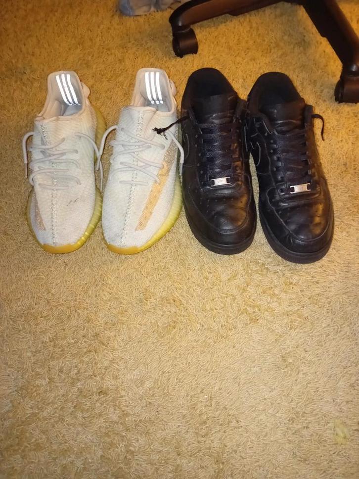 Adidas Yeezy & Nike Air Force 1 - Maat 44, Kleding | Heren, Schoenen, Gedragen, Sneakers of Gympen, Wit, Ophalen