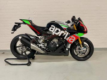 APRILIA TUONO V4 1100 FACTORY (bj 2016) beschikbaar voor biedingen