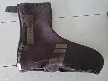 Overschoenen wielrennen  beschikbaar voor biedingen